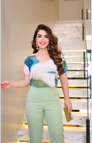 Slim Laura